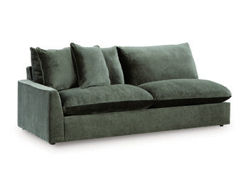 Carriage View Sectional - MR ZEE FURNITURE
