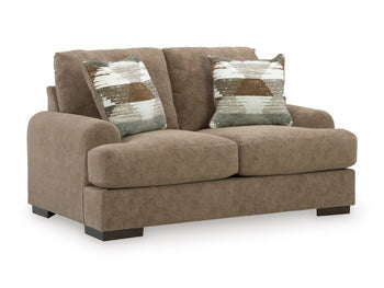 Jayne Park Loveseat - MR ZEE FURNITURE